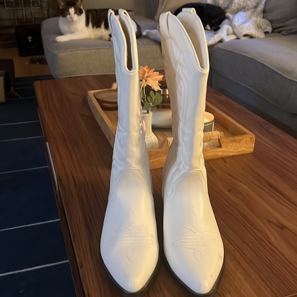 ASOS Andi flat western knee boots - Picture 2 of 4